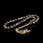 14 Ayar Altın Siyah Mine Hat İşlemeli Tesbih - Görsel 2